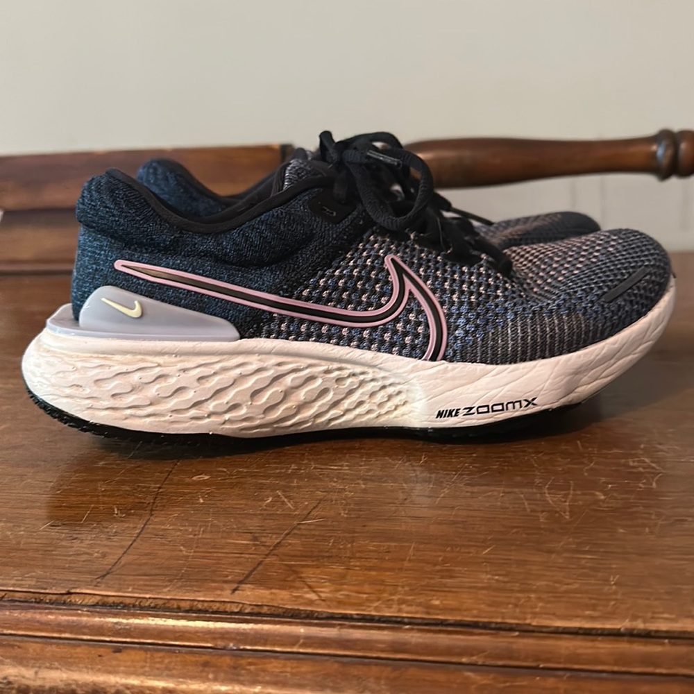 Nike Zoom Sneakers